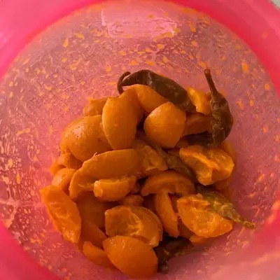 Limbu mirchi